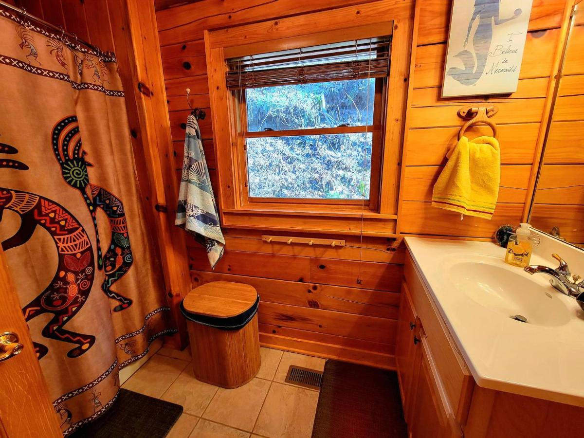The Little Wolf Cabin Maggie Valley Eksteriør billede